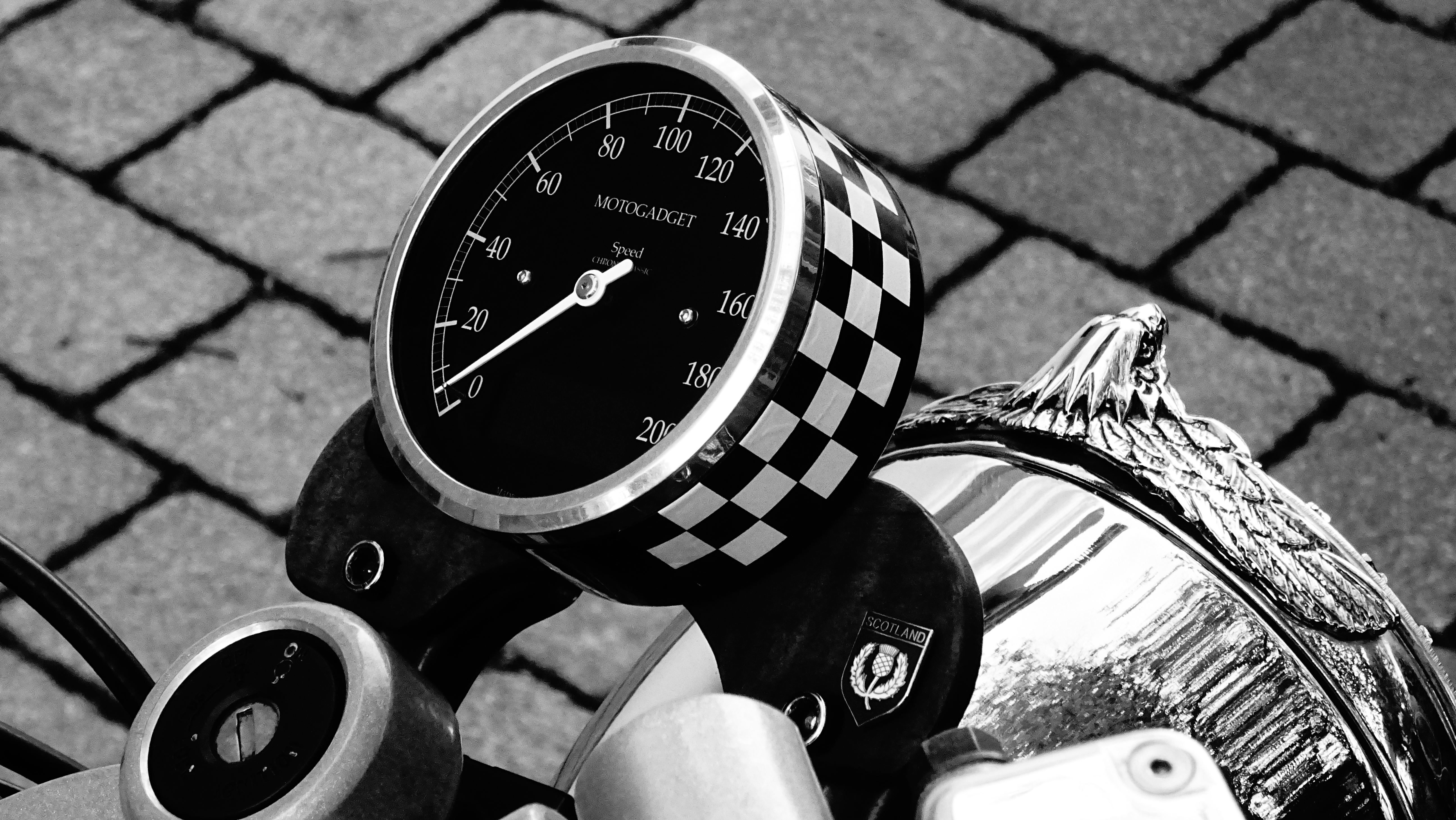 Motorräder Details 017