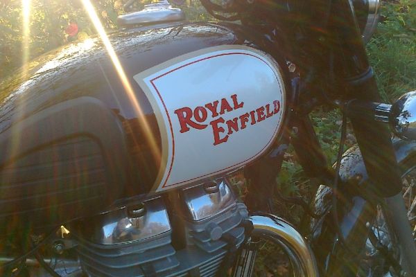 royal-enfield-bullet-c5-im-wandel-0013ED7A38D-2F1B-56B5-A9CE-0D87403742D5.jpg