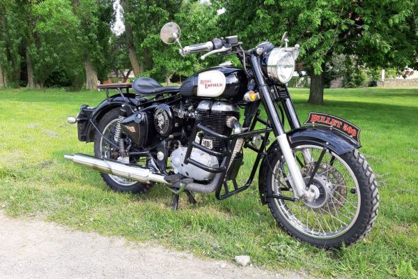 royal-enfield-bullet-c5-im-wandel-0314A4300C2-132B-DFD6-4DA7-1A9F712068CC.jpg